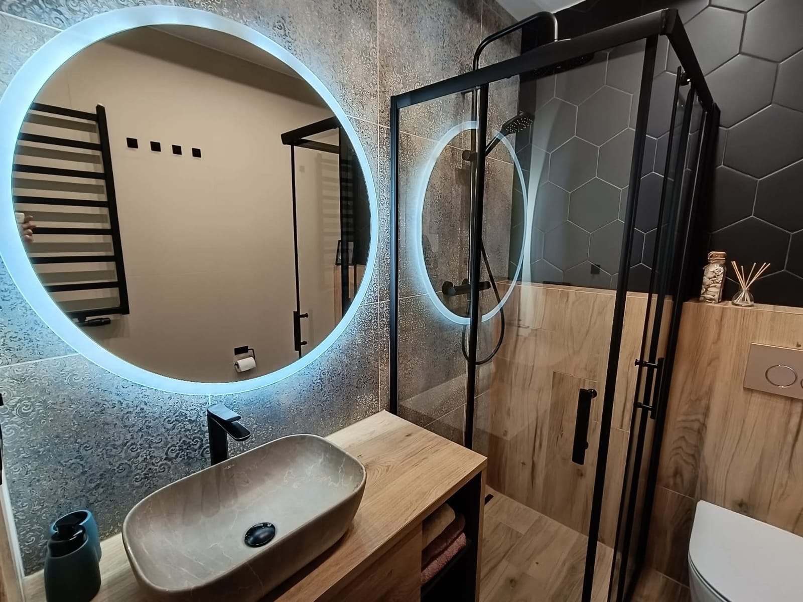 Aster Aparts Wyspa Sobieszewska — wnętrze apartamentu