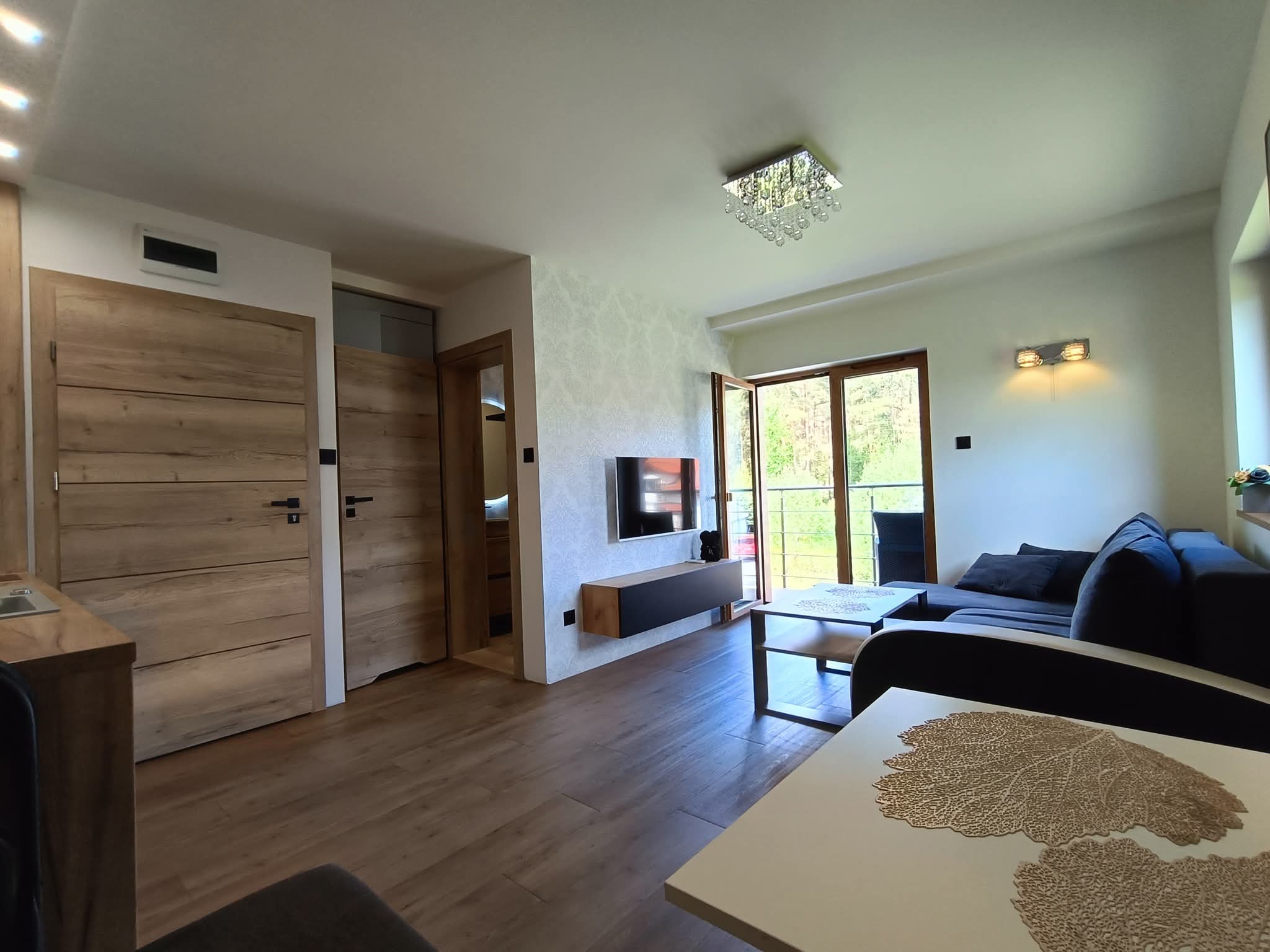 Apartament 4 studio z balkonem Aster Aparts